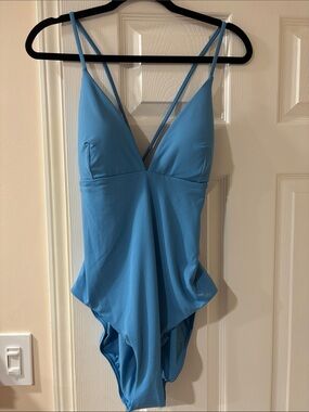 CALIA by Carrie Underwood Sky Blue V-Neck One-Piece Swimsuit